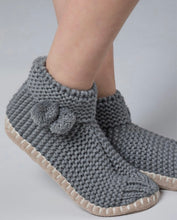 Load image into Gallery viewer, Grey Knit Slipper Socks
